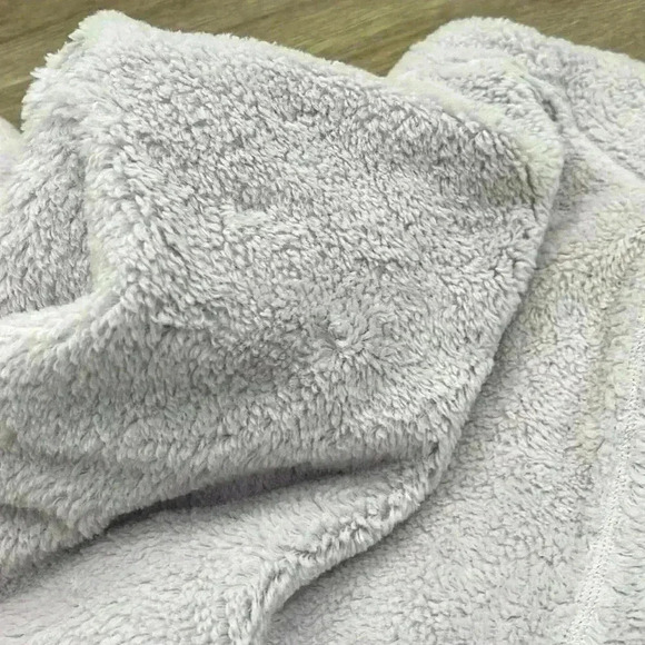 The North Face Women's Fleece Full Zip Jacket, Small - Picture 10 of 11